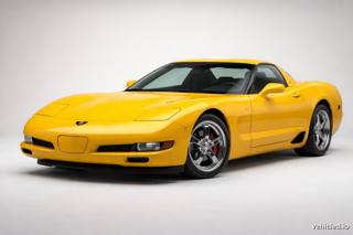 Chevrolet Corvette in Accelerate Yellow
