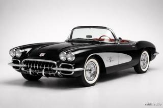 Chevrolet Corvette in Mosaic Black