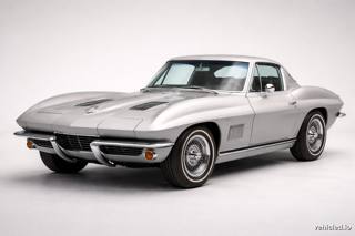 Chevrolet Corvette in Ceramic Matrix Gray