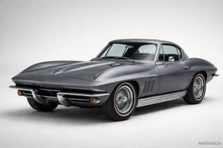 Chevrolet Corvette in Hypersonic Gray