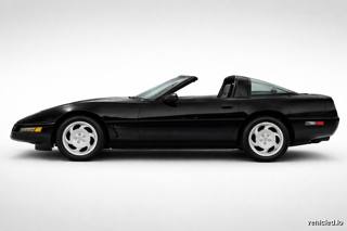 Chevrolet Corvette in Mosaic Black