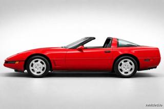 Chevrolet Corvette in Torch Red