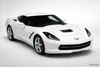 Chevrolet Corvette in Arctic White