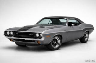 Dodge Challenger in Destroyer Grey