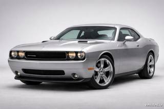 Dodge Challenger in Billet Silver