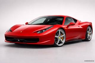 Ferrari 458 in Rosso Corsa