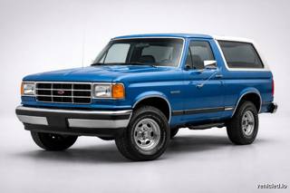 Ford Bronco in Velocity Blue