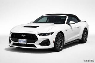 Ford Mustang in Oxford White