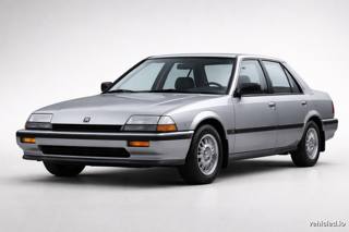 Honda Accord in Lunar Silver Metallic