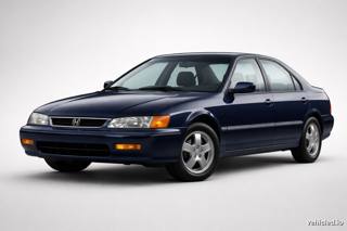 Honda Accord in Obsidian Blue Pearl