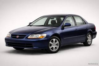 Honda Accord in Obsidian Blue Pearl