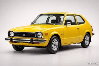 Honda Civic in Phoenix Yellow