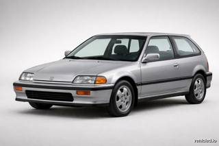 Honda Civic in Lunar Silver Metallic