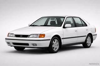 Hyundai Elantra in Quartz White