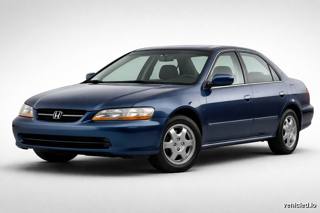 Honda Accord in Canyon River Blue Metallic