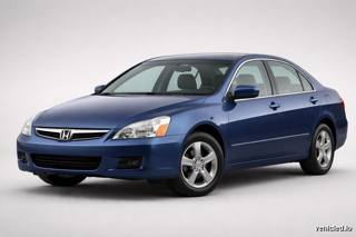 Honda Accord in Canyon River Blue Metallic