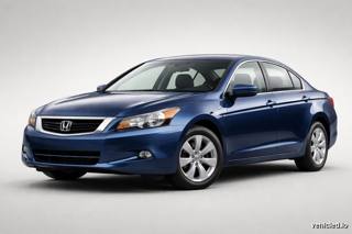 Honda Accord in Canyon River Blue Metallic