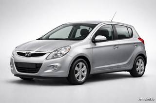 Hyundai i20 in Sleek Silver Met.