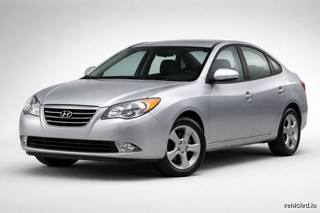 Hyundai Elantra in Shimmering Silver