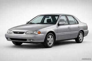 Hyundai Elantra in Fluid Metal