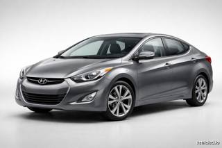 Hyundai Elantra in Fluid Metal