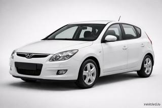 Hyundai i30 in Polar White