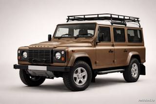 Land Rover Defender in Lantau Bronze