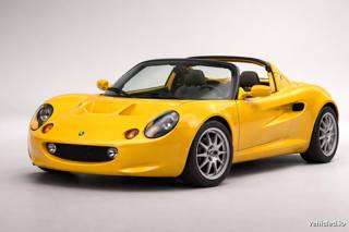 Lotus Elise in Norfolk Yellow