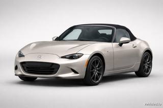 Mazda MX-5 Miata in Platinum Quartz