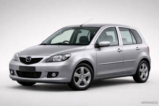 Mazda Mazda2 in Sonic Silver Metallic