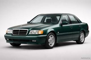 Mercedes-Benz C-Class in Emerald Green Metallic