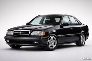 Mercedes-Benz C-Class in Obsidian Black Metallic