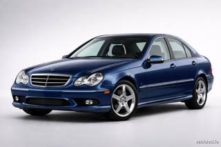 Mercedes-Benz C-Class in Spectral Blue Metallic