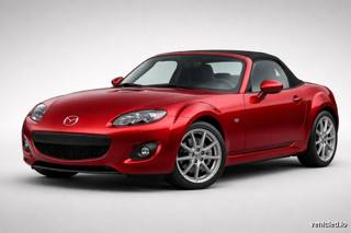 Mazda MX-5 Miata in Soul Red Crystal