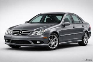 Mercedes-Benz C-Class in Selenite Grey