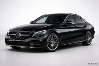 Mercedes-Benz C-Class in Obsidian Black
