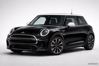 Mini Cooper in Midnight Black