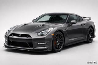 Nissan GT-R in Gun Metallic