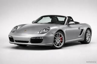 Porsche 718 Boxster in GT Silver Metallic
