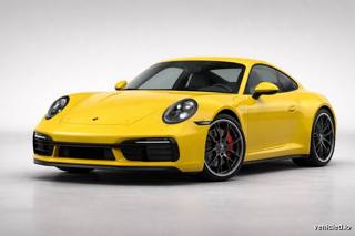 Porsche 911 in Racing Yellow