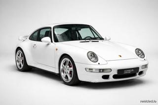 Porsche 911 in Carrara White