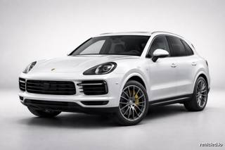 Porsche Cayenne in Carrara White