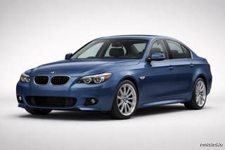 BMW 5 Series in Phytonic Blue