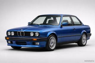 BMW 3 Series in Portimao Blue Metallic