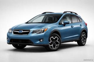 Subaru Crosstrek in Lagoon Blue Pearl