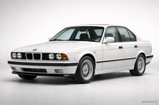 BMW 5 Series in Alpine White II