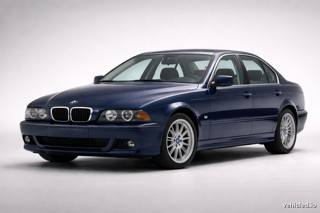 BMW 5 Series in Orient Blue Metallic