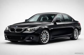 BMW 5 Series in Carbon Black