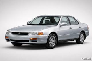 Toyota Camry in Celestial Silver Metallic