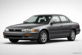 Toyota Camry in Magnetic Gray Metallic